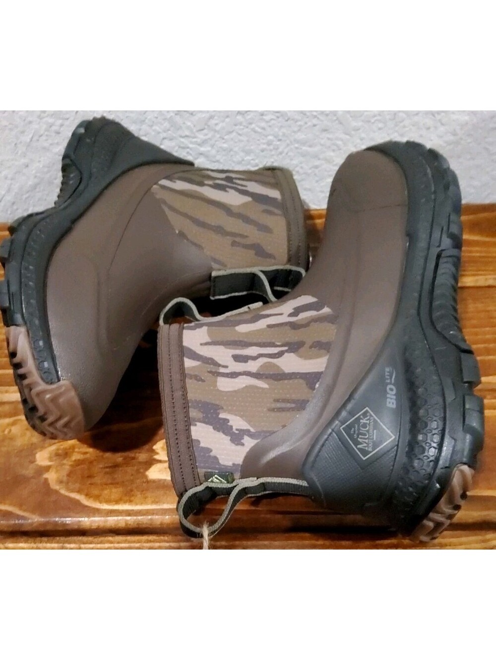 Th Original Muck Boot Outscape Max Ankle Slip On Women's Sz 5M Camouflage - Picture 5 of 11